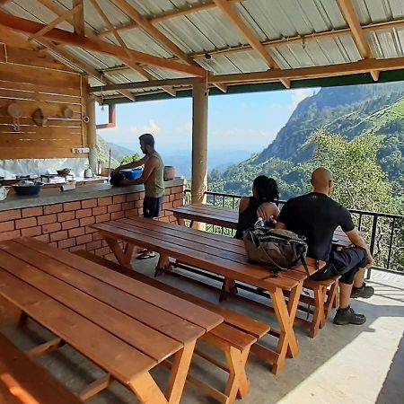 Village View Homestay Ella Bagian luar foto