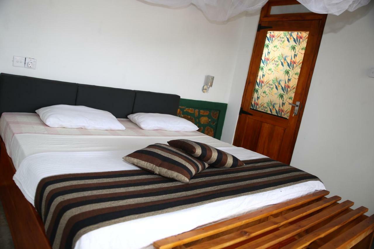 Village View Homestay Ella Bagian luar foto