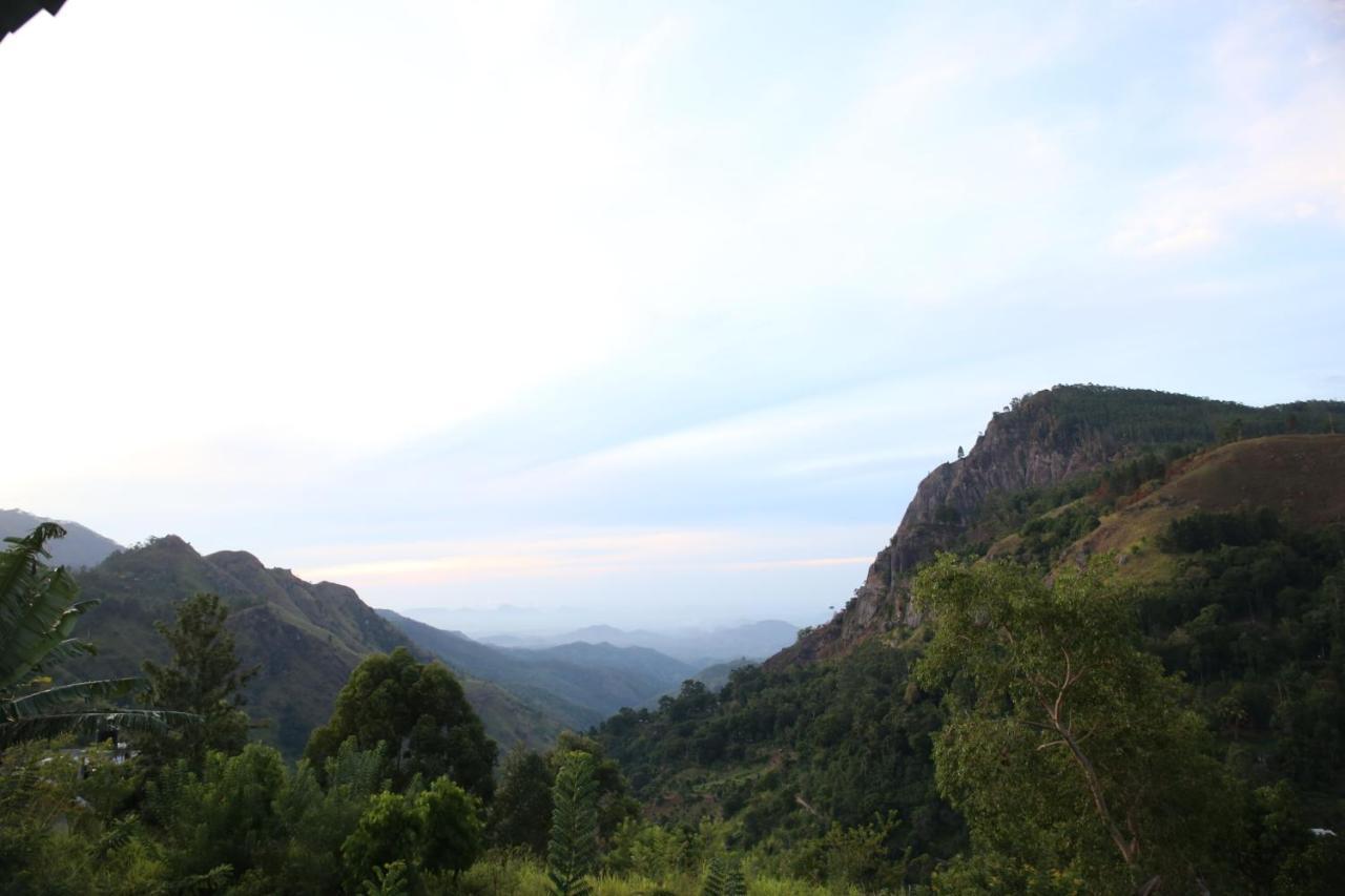 Village View Homestay Ella Bagian luar foto