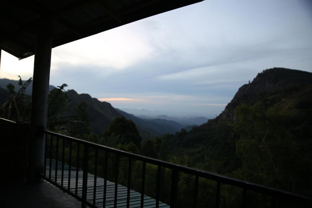 Village View Homestay Ella Bagian luar foto