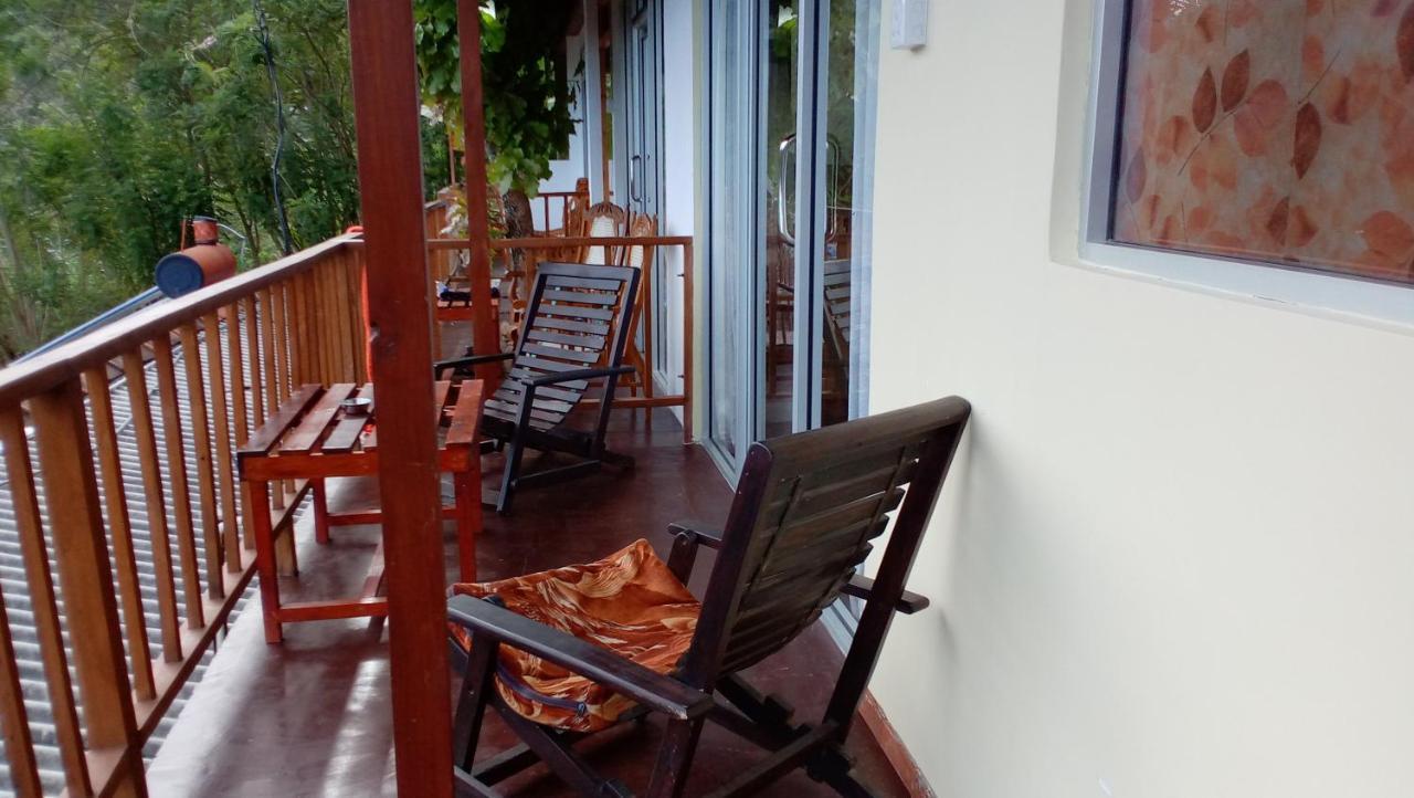 Village View Homestay Ella Bagian luar foto